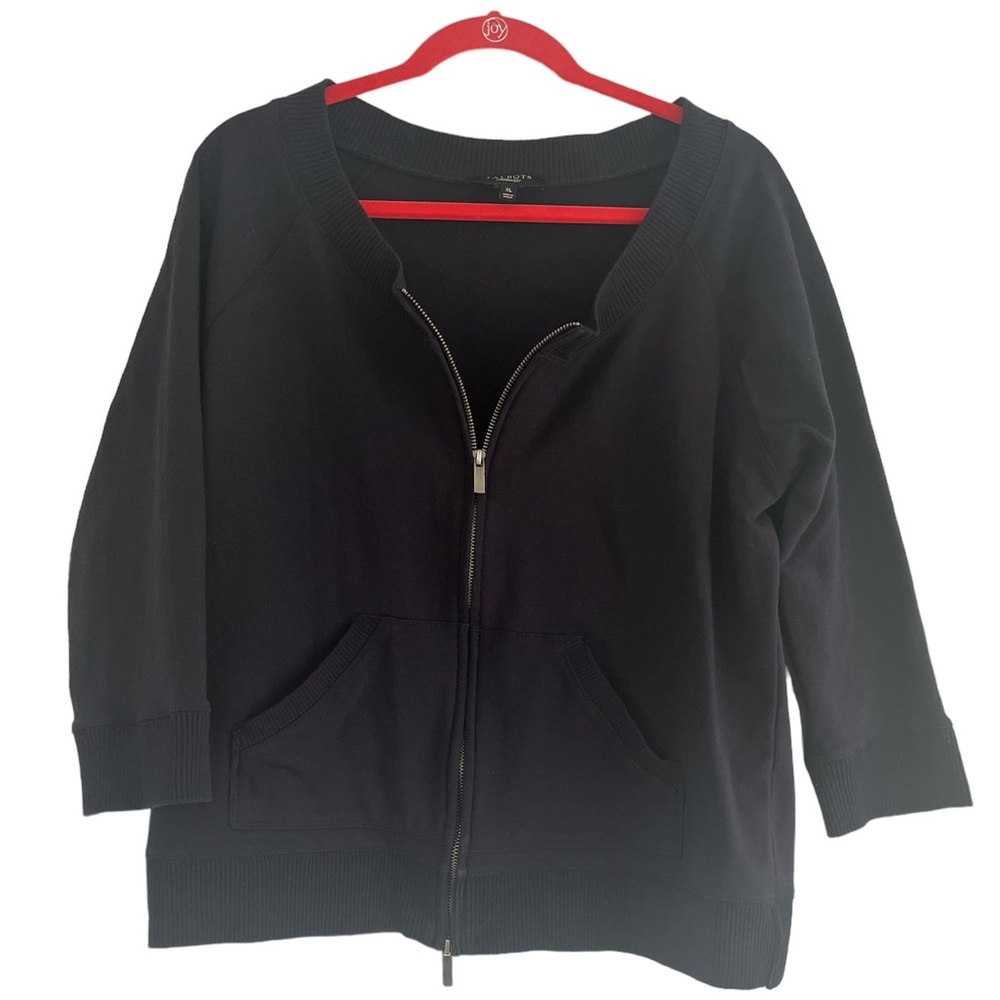 Women’s Talbots size XL Navy zip up top.  Soft and warm, casual. Cotton/span